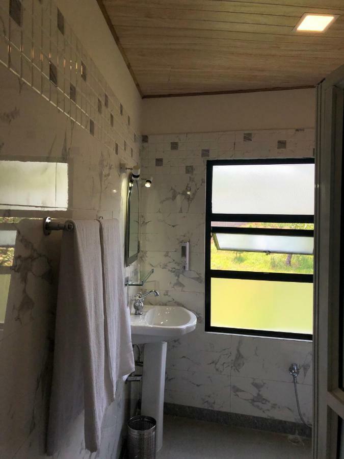 Hotel Da Blanche Shillong Zewnętrze zdjęcie